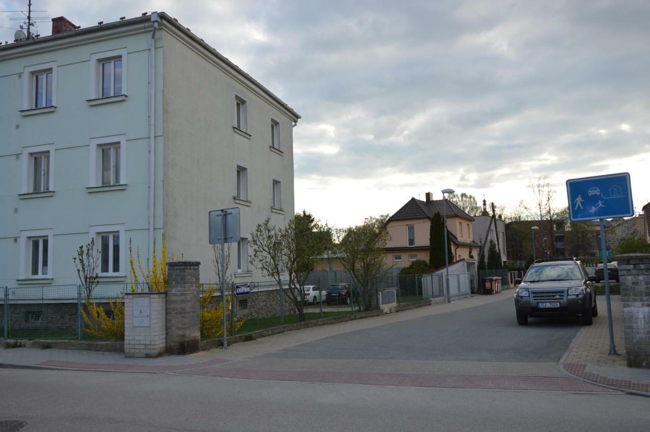Apartmanovy Byt Třeboň Exterior foto